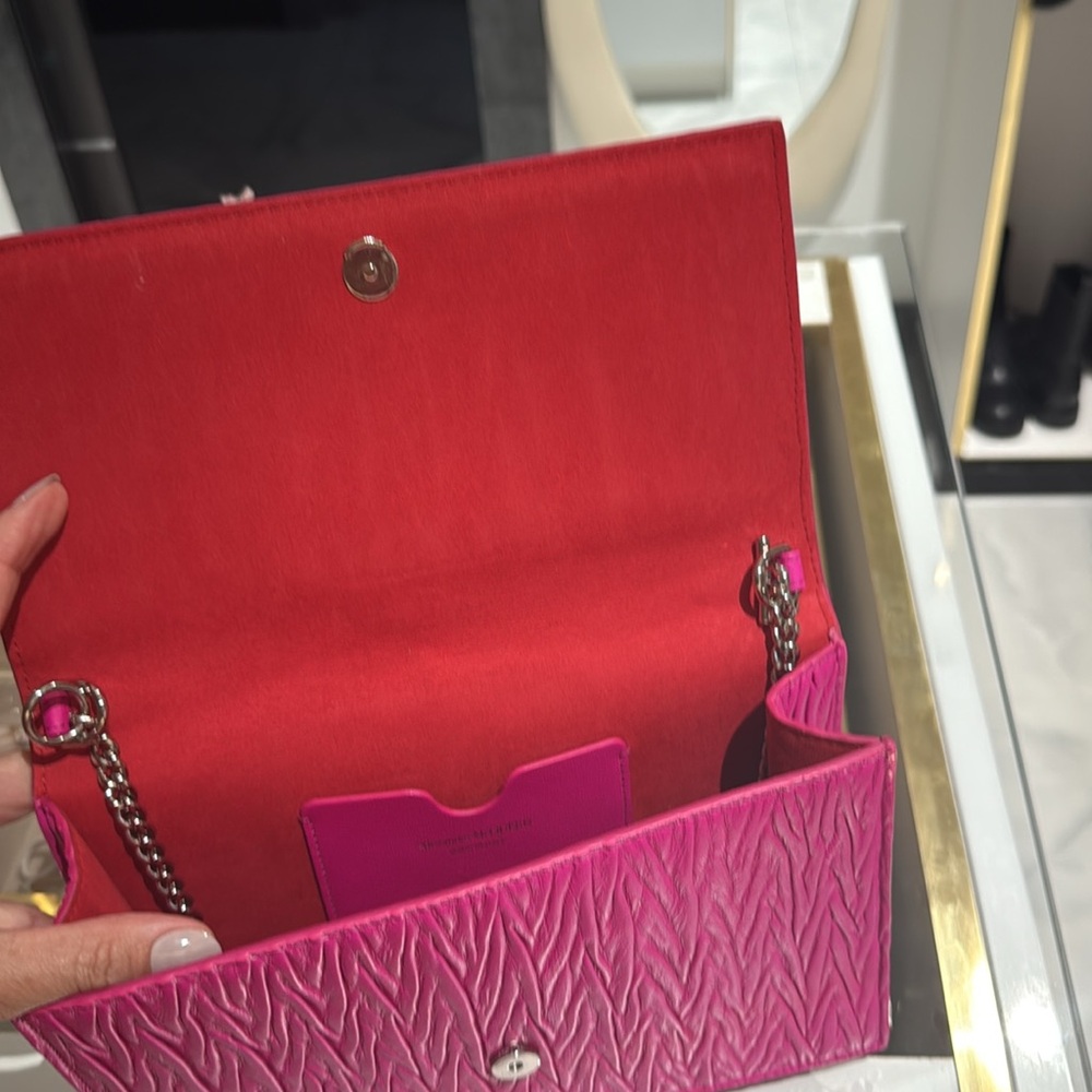 Pink Quilted Women's Bag Alexander MC Queen . - Picture 5 of 8